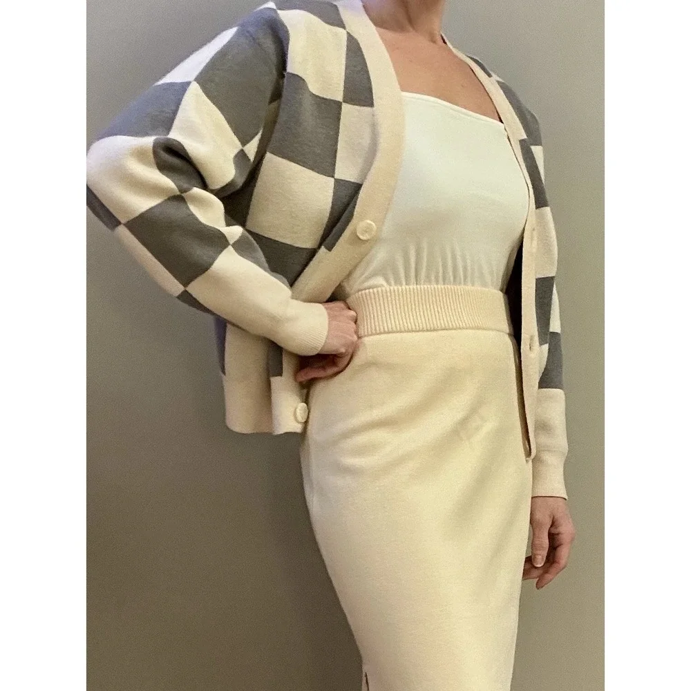 Willow‎ And Wind XS Checkered Cardigan Ivory/grey. Valentine's Girly Slay Crop - Picture 3 of 16